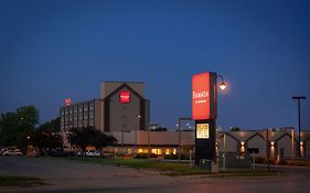Ramada By Wyndham Cedar Rapids